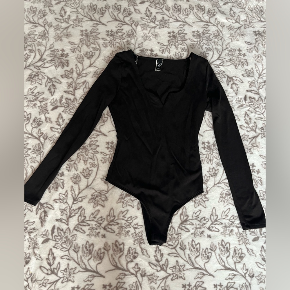 🖤✨ Windsor Bodysuit | Chic Night Out Top 💫